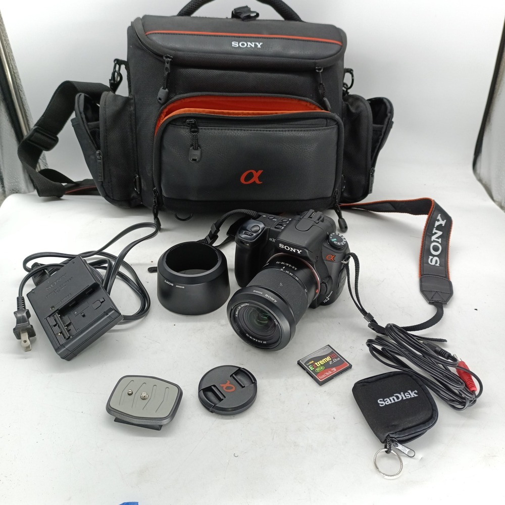 Sony DSLR-A300 Alpha Digital Camera 18-70mm Lens Bag 2GB CF Card Charger Bundle